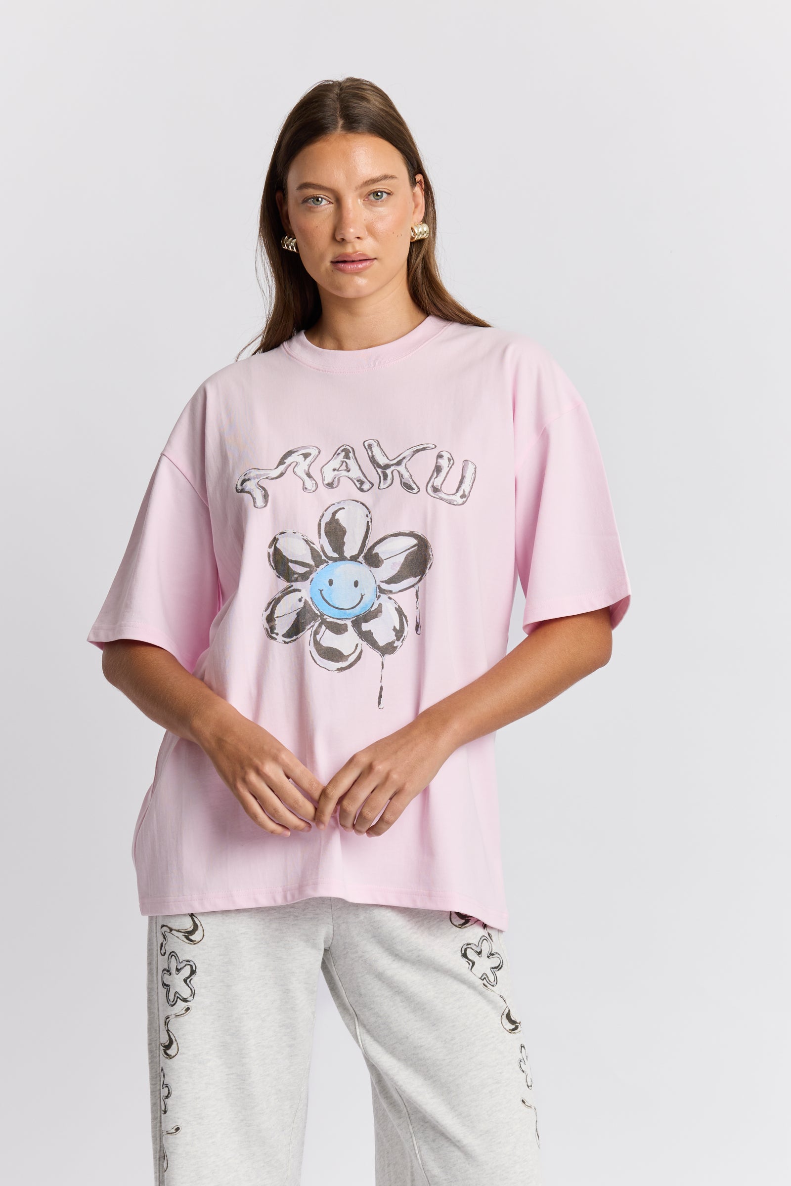 Smiley Flower Oversize Tee