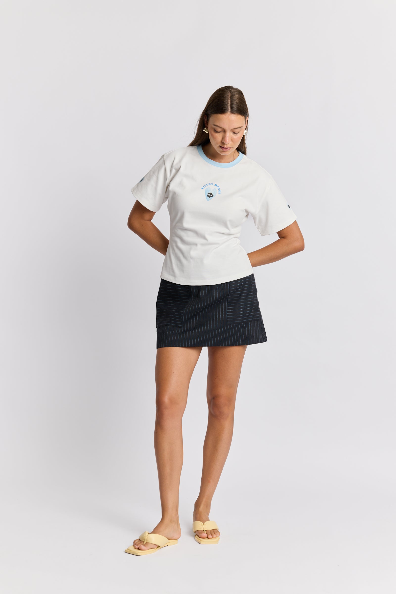 Tutto Passa Fitted Tee